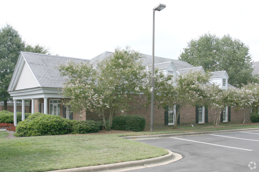 10340 Park Rd, Charlotte, NC for sale - Building Photo - Image 2 of 7