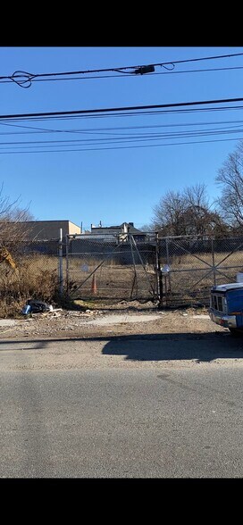 205 Granite Ave, Staten Island, NY for sale - Primary Photo - Image 1 of 1