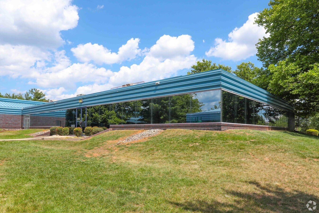 13515 Dulles Technology Dr, Herndon, VA 20171