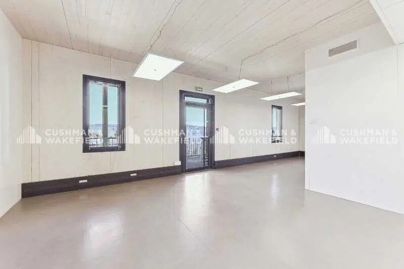 305 Rue Maurice Aicardi Lejard, Aix-en-Provence for lease - Building Photo - Image 3 of 35