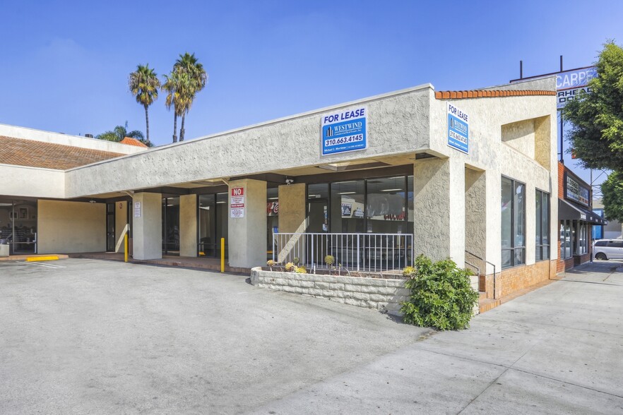 11073 W Pico Blvd, Los Angeles, CA for sale - Building Photo - Image 1 of 1