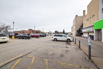 505 King St, La Crosse, WI for lease Building Photo- Image 2 of 4