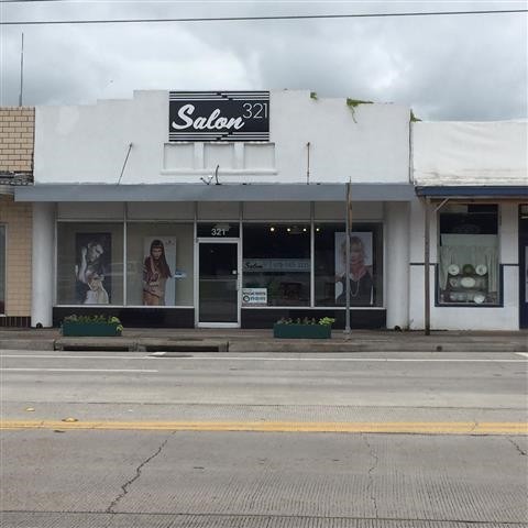 321 E Brazos Ave, West Columbia, TX for sale Primary Photo- Image 1 of 2