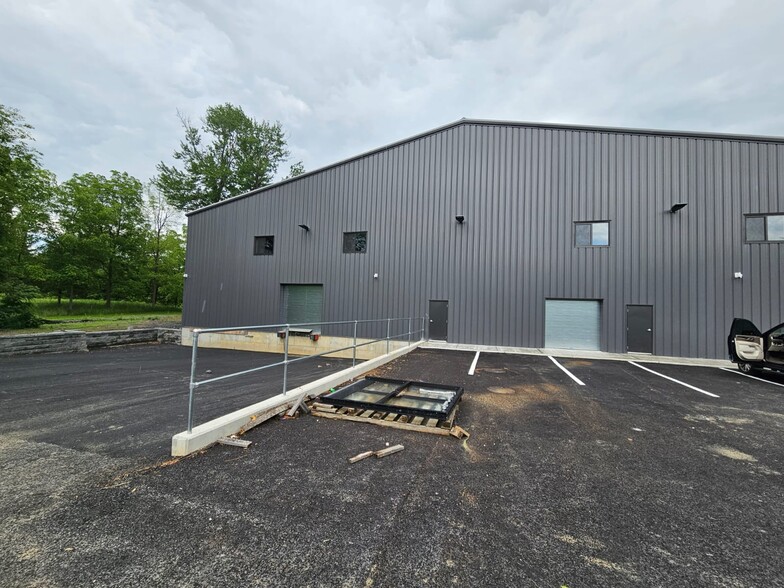 2445 NY-208, Walden, NY for lease - Primary Photo - Image 1 of 14