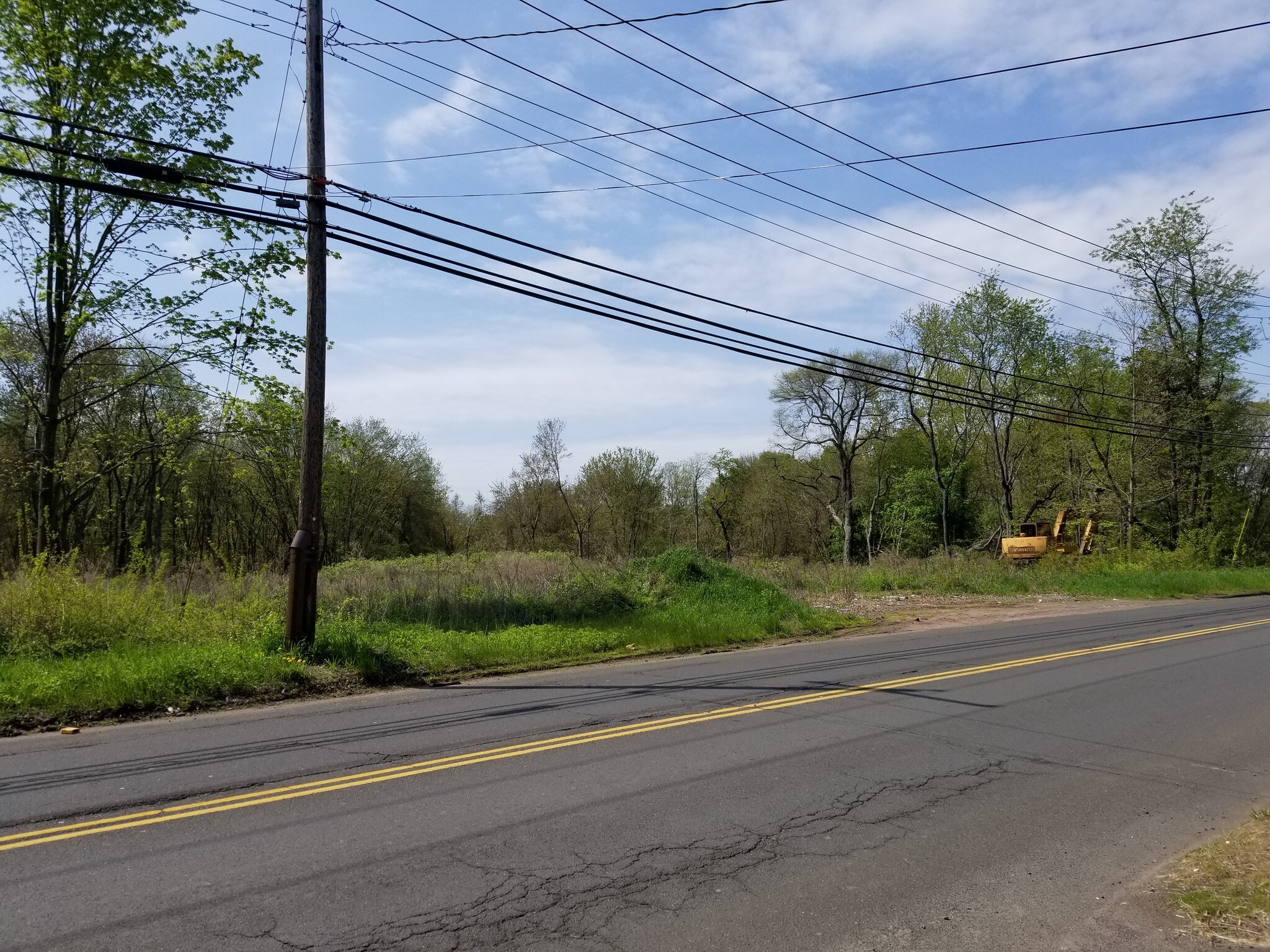 85 Sackett Point Rd, North Haven, CT for sale Primary Photo- Image 1 of 1