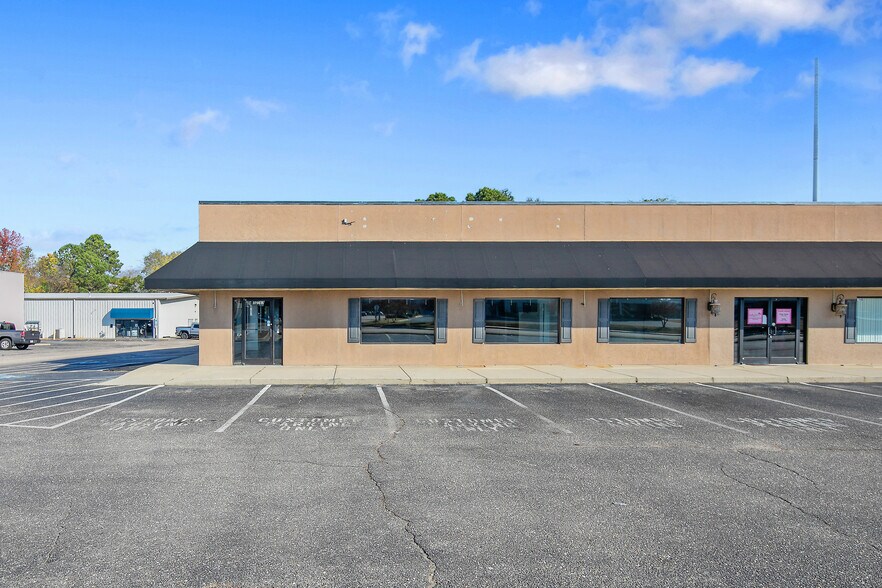 3756 Sycamore Dairy Rd, Fayetteville, NC 28303 Flex for Lease