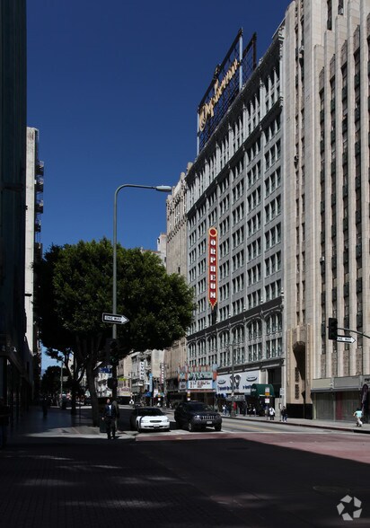 842-846 S Broadway, Los Angeles, CA for sale - Primary Photo - Image 1 of 1