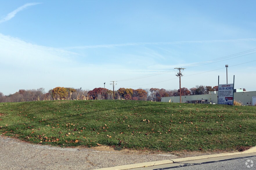 1669 Old Mansfield Rd, Wooster, OH for sale - Primary Photo - Image 1 of 1