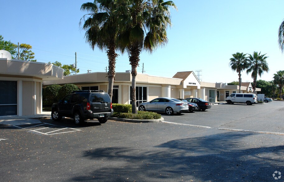 13787 Belcher Rd, Largo, FL for lease - Building Photo - Image 3 of 5
