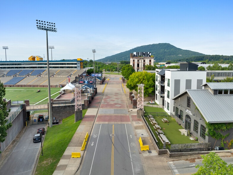 1791 Reggie White Blvd, Chattanooga, TN for lease - Building Photo - Image 3 of 13