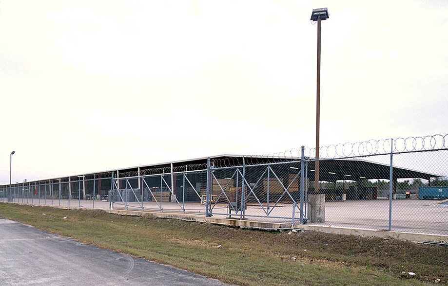 2511 W Mt Houston Rd, Houston, TX for sale - Other - Image 1 of 1