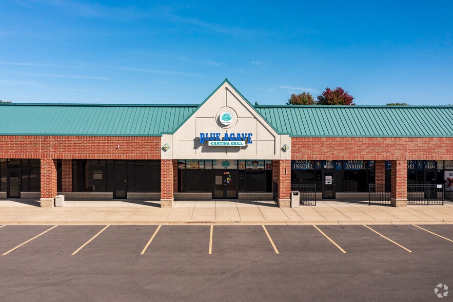 19-75 S Randall Rd, North Aurora, IL for lease - Building Photo - Image 3 of 8