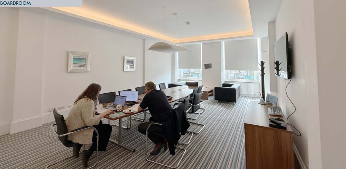 13 Glasgow Rd, Paisley for lease Interior Photo- Image 1 of 4