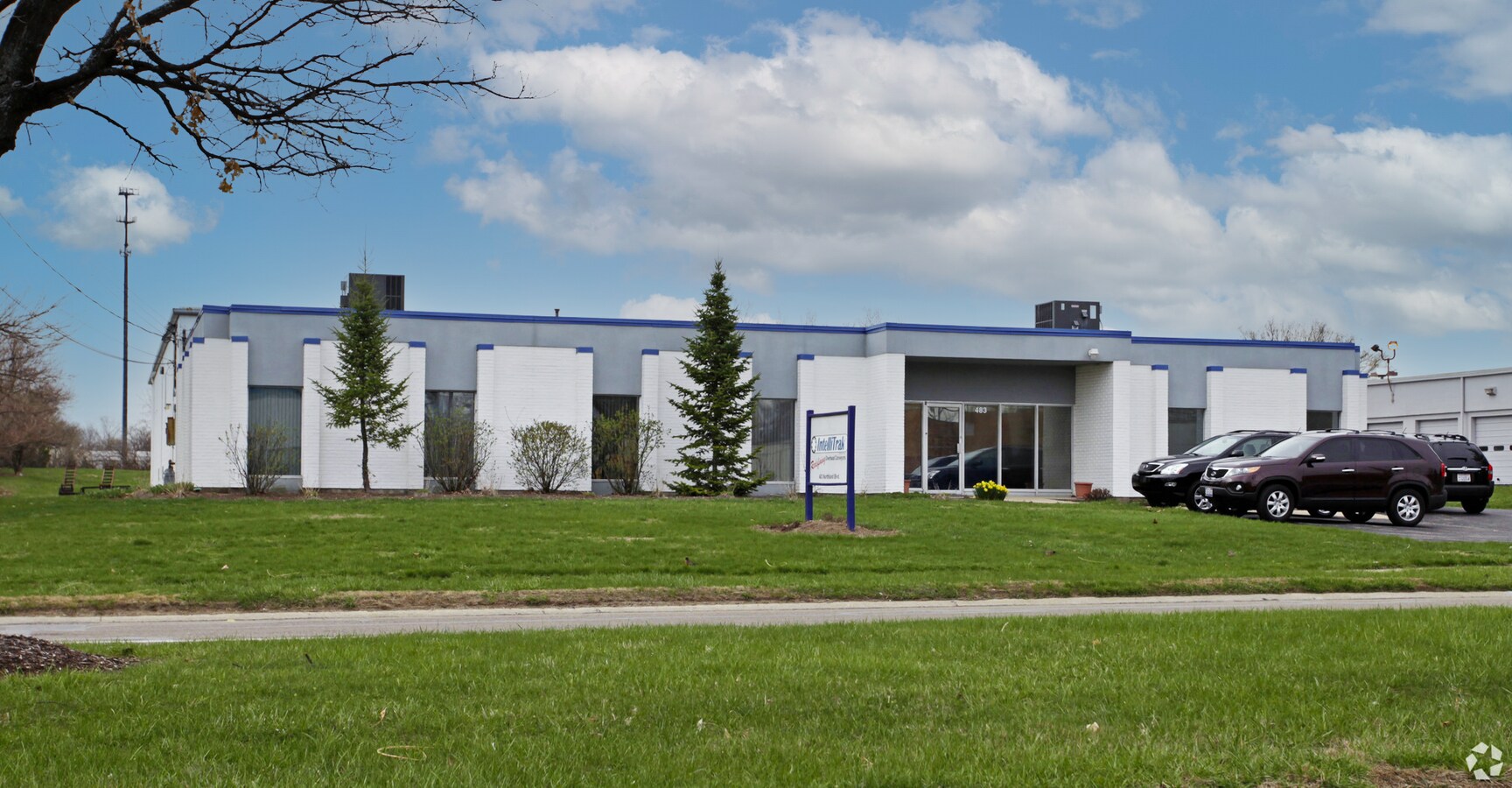 483 Northland Blvd, Forest Park, OH 45240