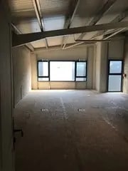 Flex in Romainville for lease - Interior Photo - Image 3 of 3