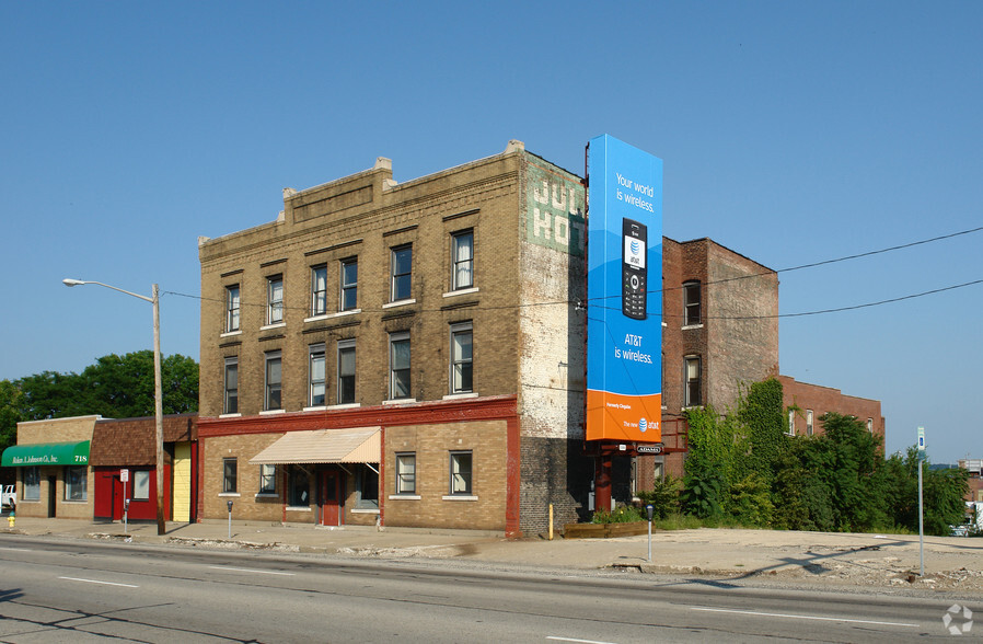 724 SW Adams St, Peoria, IL for sale - Primary Photo - Image 1 of 1