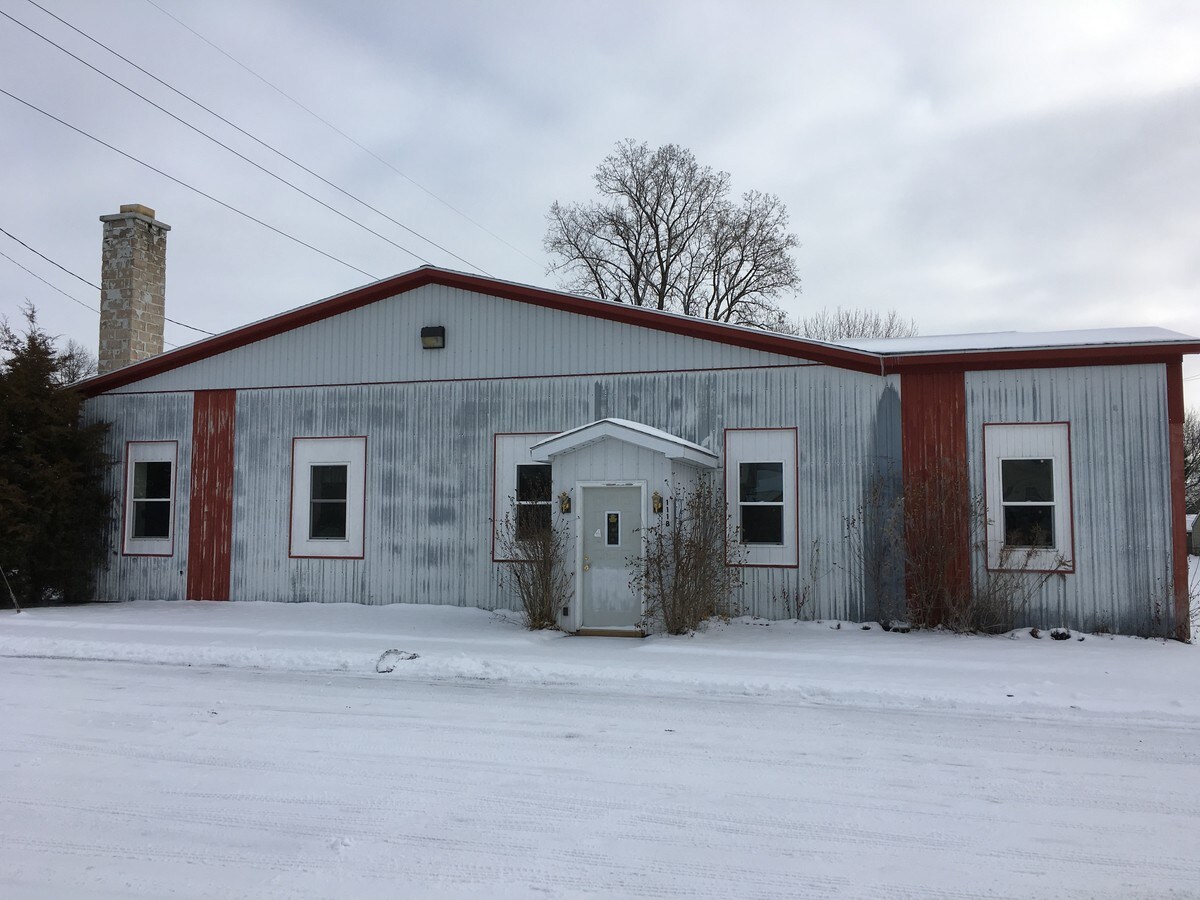 1118 Forest Ave, Mishawaka, IN 46545