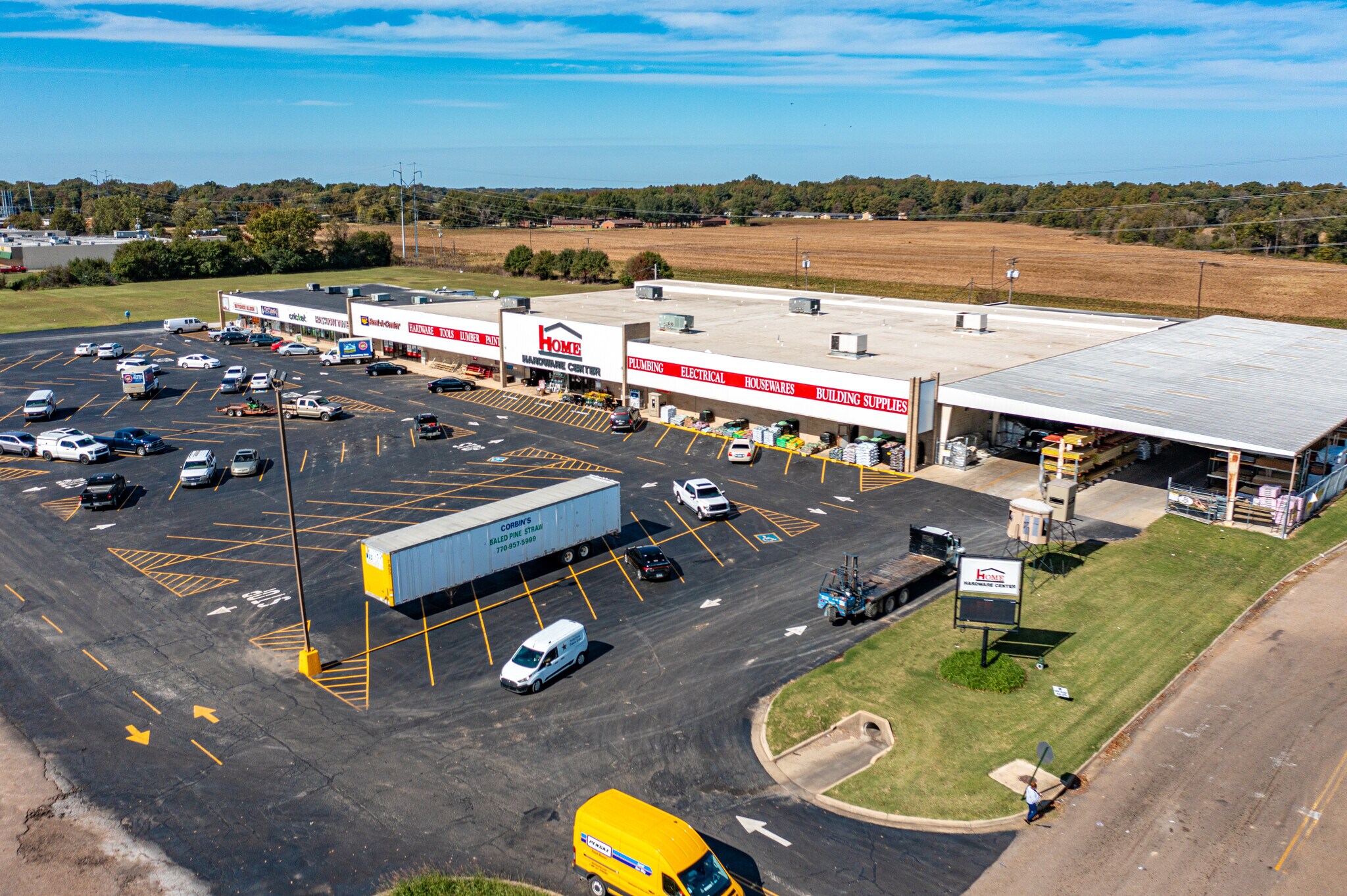 700744 N Sebastian, West Helena, AR 72390 HM Plaza