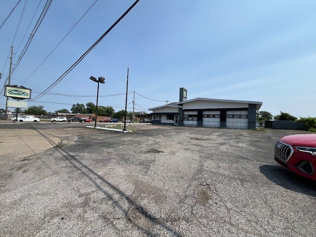 1929 E Morgan Ave, Evansville, IN for sale - Building Photo - Image 3 of 8