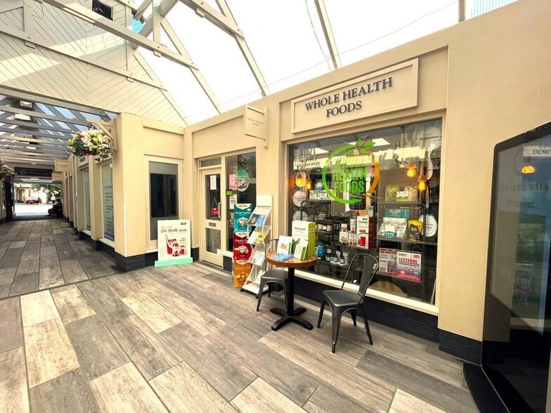 17-19 Edwards Walk, Maldon for lease - Building Photo - Image 2 of 6