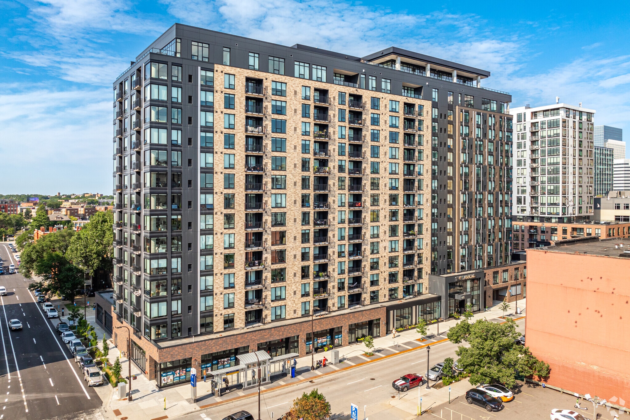 615 S 8th St, Minneapolis, MN for lease Primary Photo- Image 1 of 84