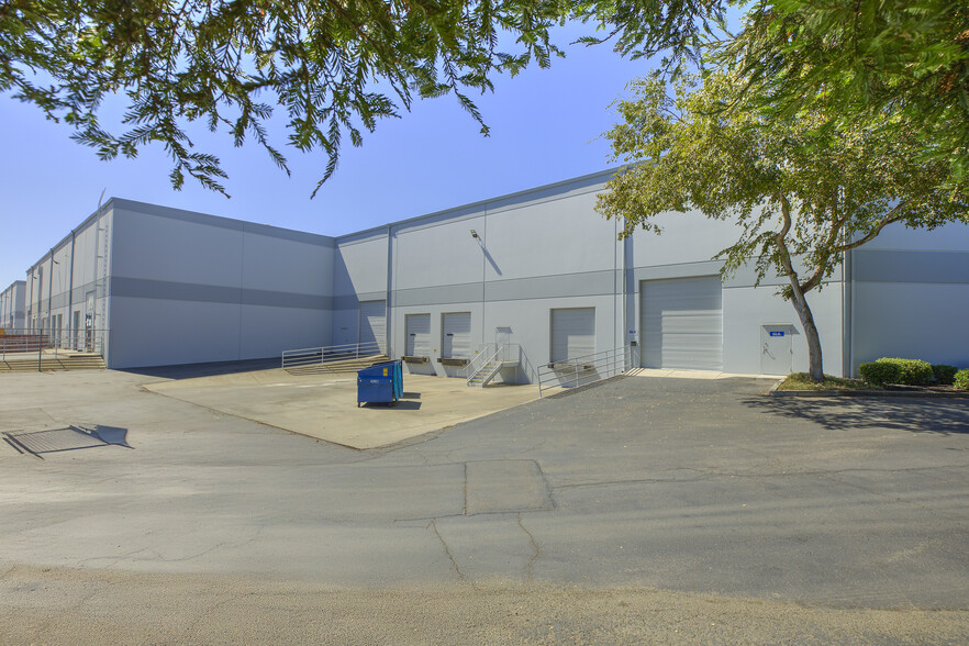 6750 S Longe St, Stockton, CA for lease - Building Photo - Image 2 of 3