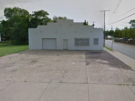 318 Charles St. - Retail/Warehouse - Warehouse