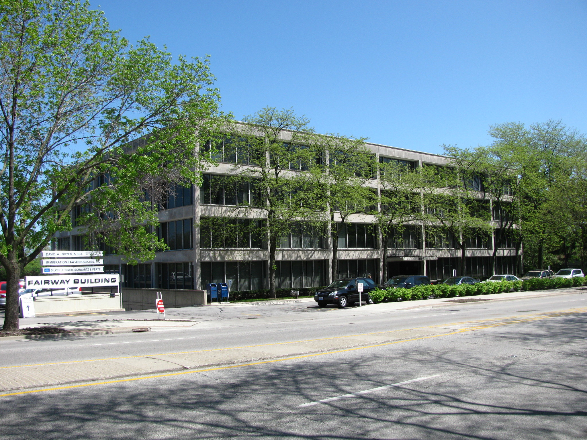 8707 Skokie Blvd, Skokie, IL for lease Building Photo- Image 1 of 17