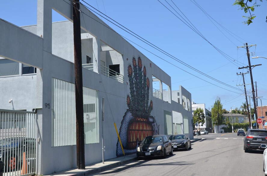 1275 Electric Ave, Venice, CA for lease - Building Photo - Image 2 of 15