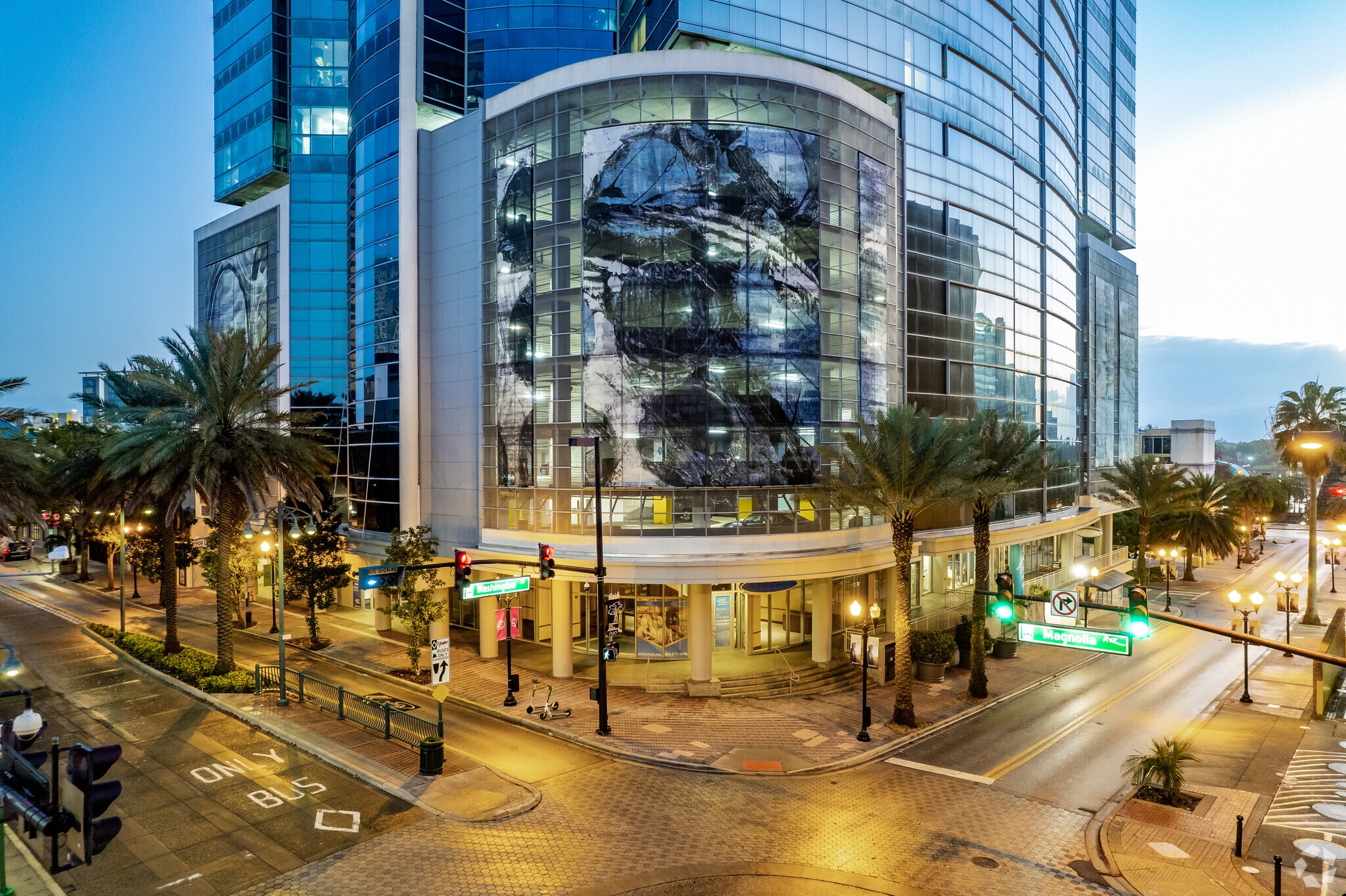 111 N Magnolia Ave, Orlando, FL for lease Building Photo- Image 1 of 19