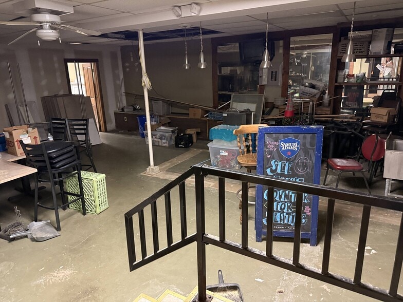 801 Sixth St, Mendota, IL for sale - Building Photo - Image 3 of 36