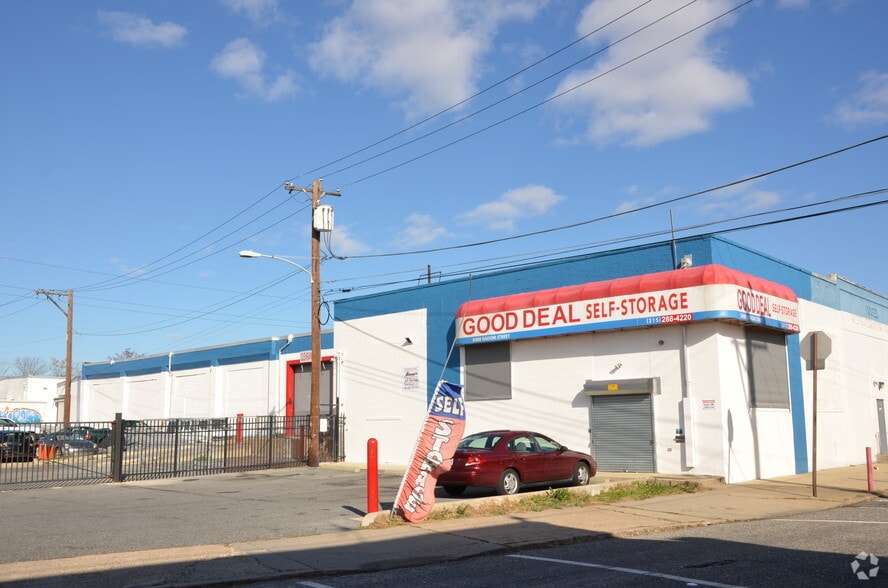 5400 Eadom St, Philadelphia, PA for lease - Building Photo - Image 1 of 4