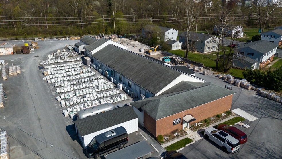 142 Water St, Thurmont, MD for sale - Building Photo - Image 3 of 15