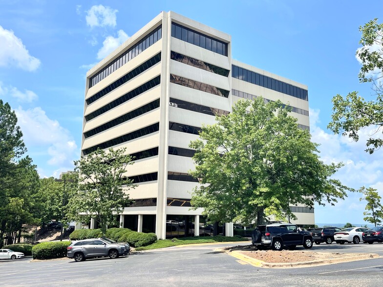 600 Beacon Pkwy W, Birmingham, AL for lease - Building Photo - Image 1 of 26