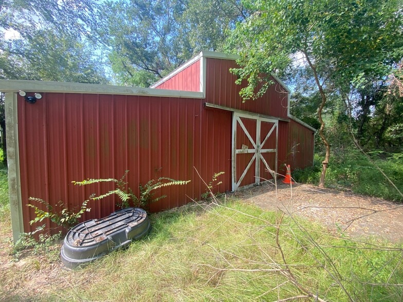 1702 Bembridge Dr, Spring, TX for sale - Primary Photo - Image 2 of 10