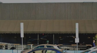 13625 Ventura Blvd, Sherman Oaks CA - Pub