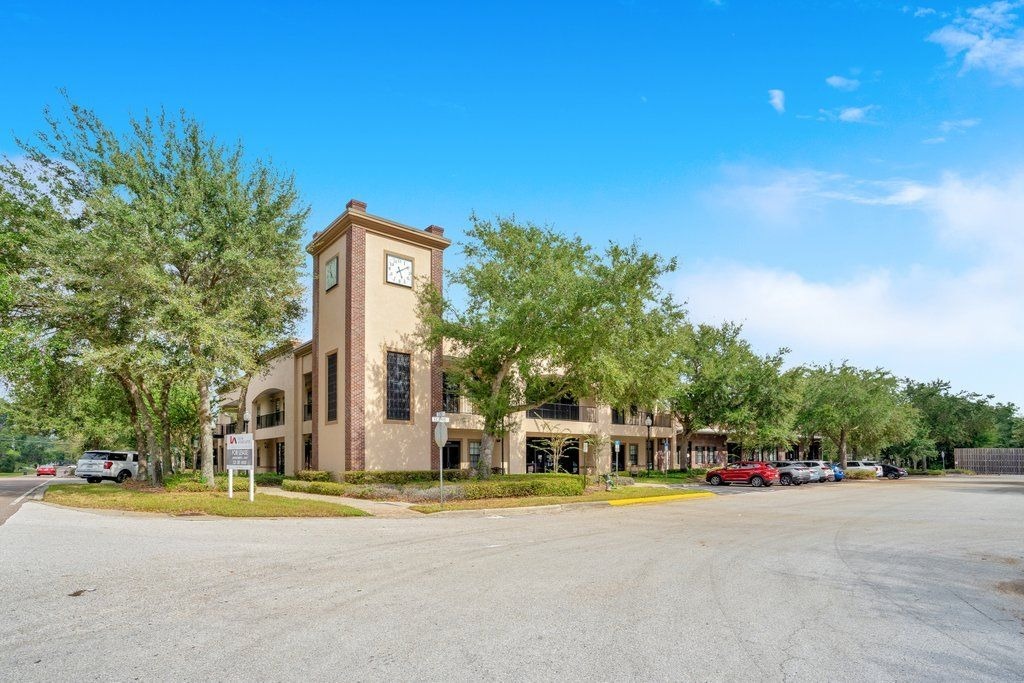 301 S Tubb St, Oakland, FL for sale Building Photo- Image 1 of 51