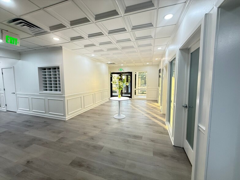 20 Office Park Way, Pittsford, NY for lease - Building Photo - Image 2 of 33