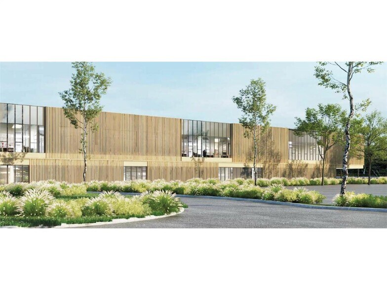 Flex in Tremblay-en-France for sale - Building Photo - Image 2 of 8