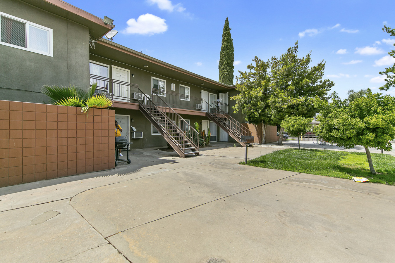 1331-1349 E San Bruno Ave, Fresno, CA 93710 | LoopNet