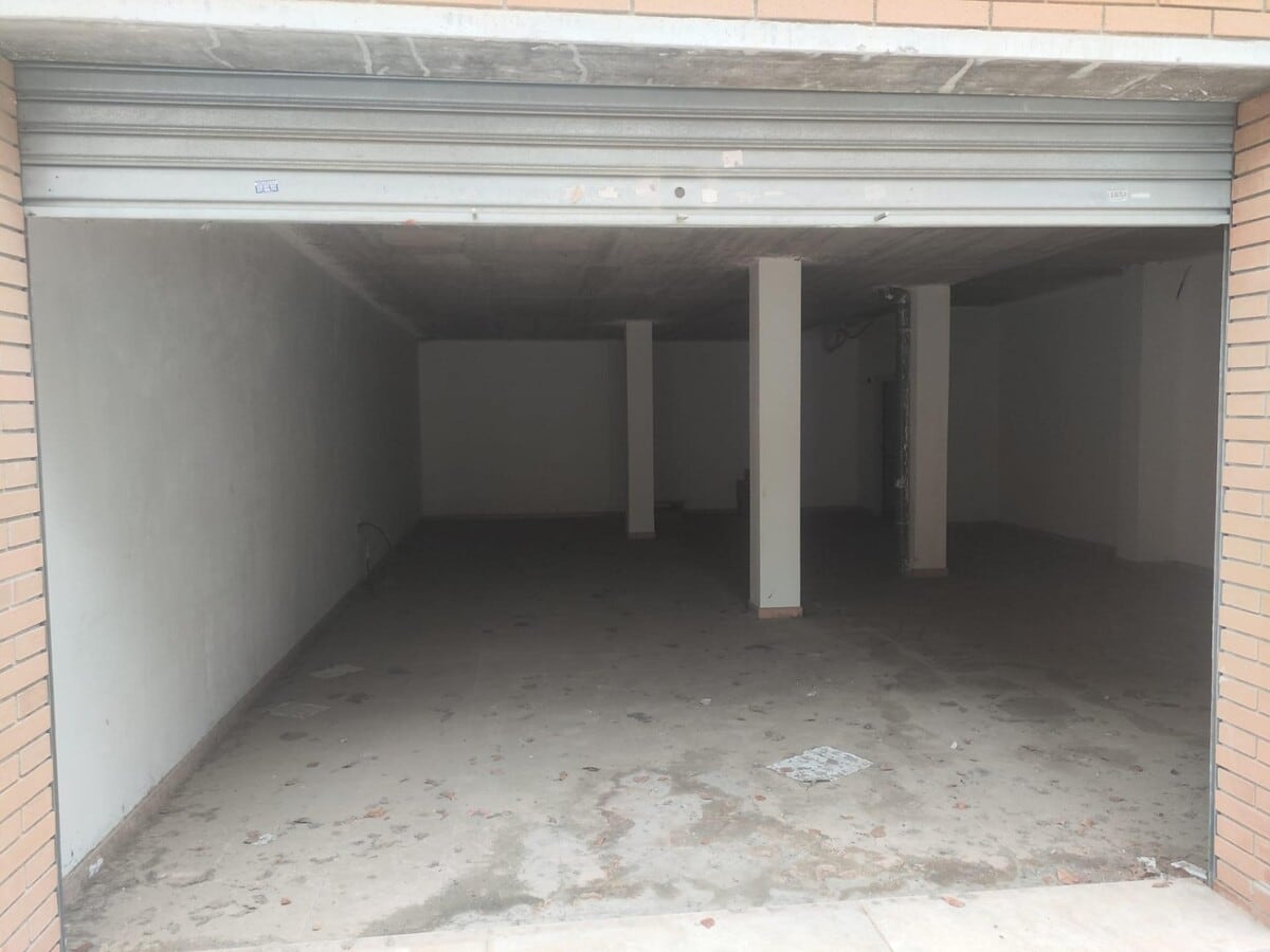 Abrera, BAR 08630 -  -  - Interior Photo - Image 1 of 7