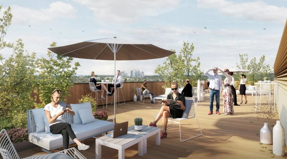 Office in Cergy for lease - Building Photo - Image 3 of 14