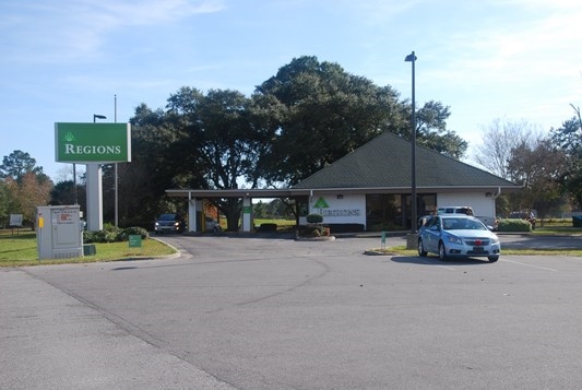 4455 Mobile Hwy, Pensacola, FL for sale - Building Photo - Image 3 of 70