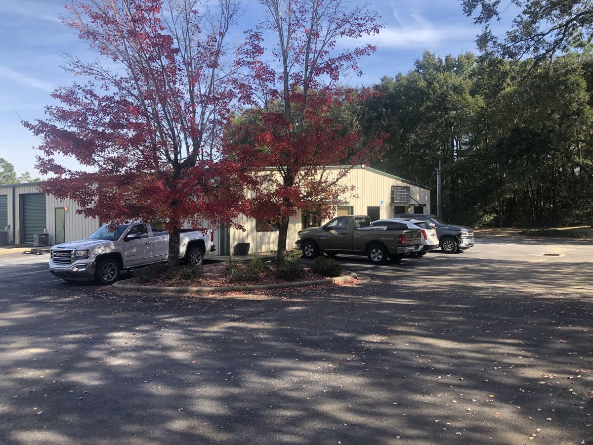 6148 Old Bagdad Hwy, Milton, FL 32583 4800 SF Conditioned Warehouse