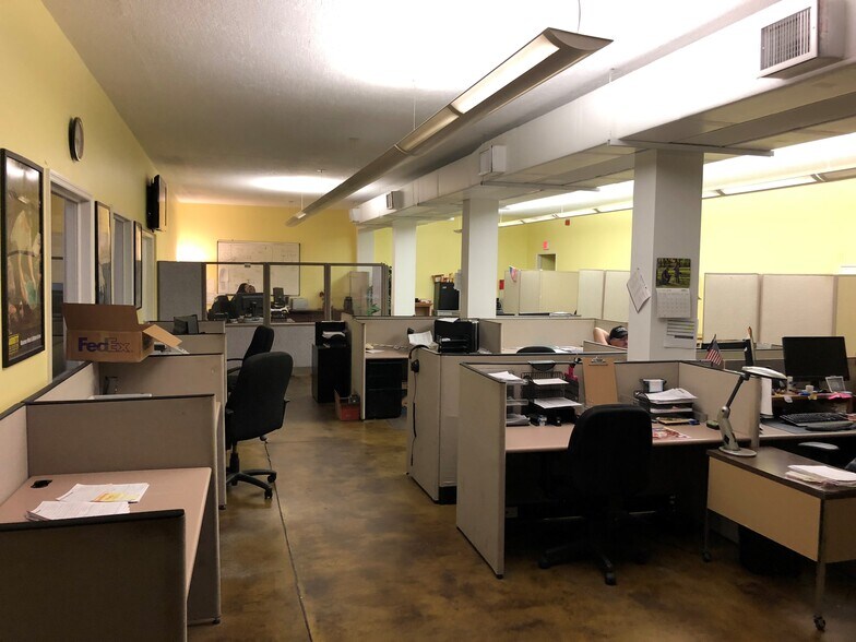 1085 Belle Ave, Winter Springs, FL for sale - Building Photo - Image 2 of 11