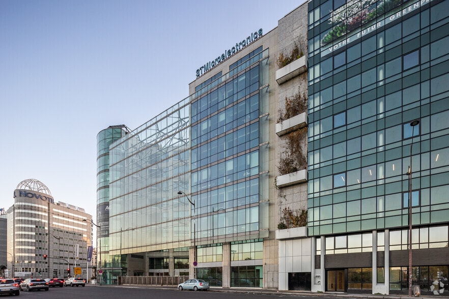 25-29 Boulevard Romain Rolland, 75014 Montrouge, Montrouge for lease - Building Photo - Image 2 of 7