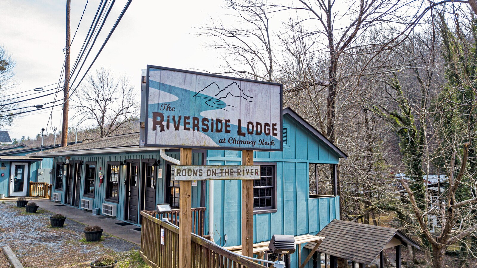 289 Main St, Chimney Rock, NC 28720