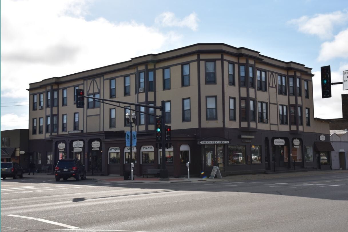 2 NE 3rd St, Grand Rapids, MN for sale Primary Photo- Image 1 of 1