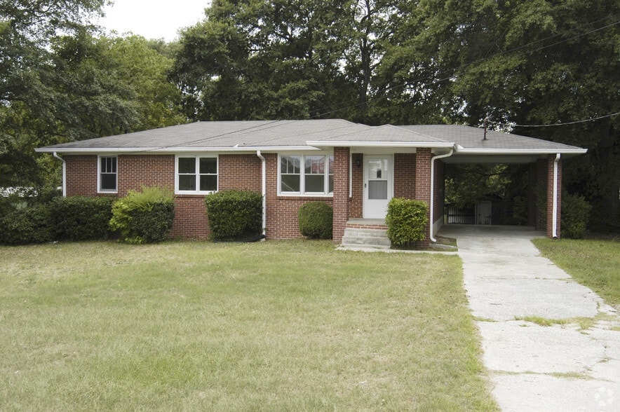 651 Smyrna Rd, Conyers, GA for sale - Building Photo - Image 1 of 1