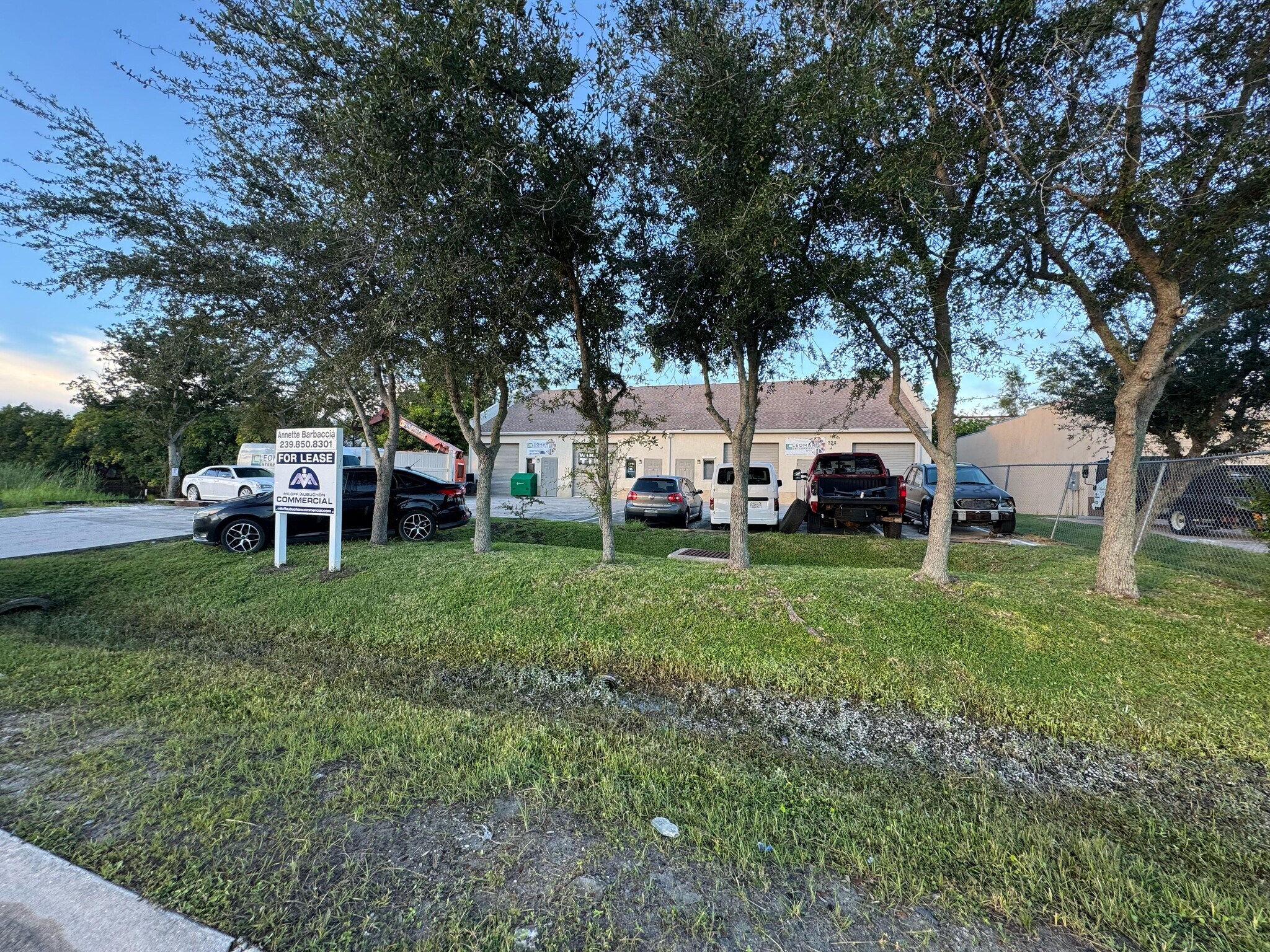 326 NE 3rd Ave, Cape Coral, FL for lease Building Photo- Image 1 of 12